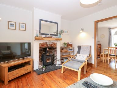 Property photo 5 of 36