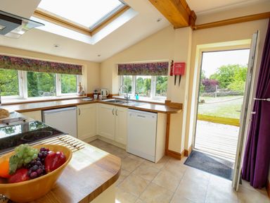 Property photo 11 of 51