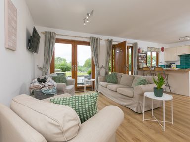 Property photo 5 of 53