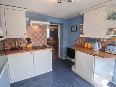 Property photo 9 of 16