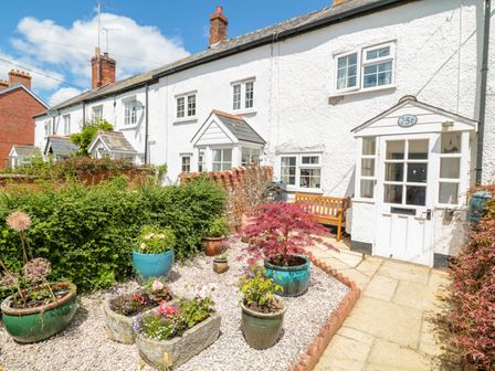 Holiday Cottages In Lympstone East Devon