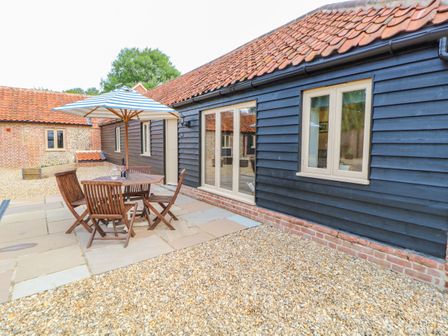 Self Catering Holiday Cottages To Rent In West Bradenham