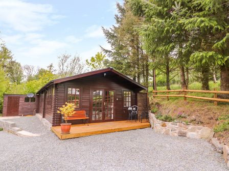 Log Cabin Fishing Holidays Uk Carp Fishing Lodge Breaks Sykes