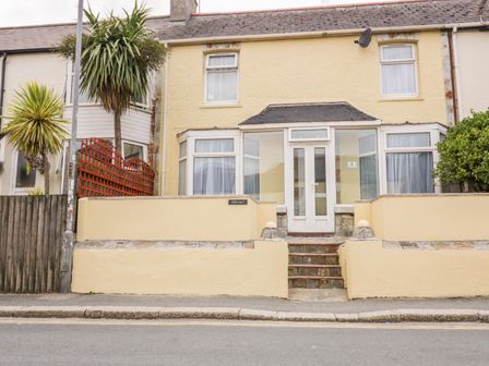 Newquay Cottages With Hot Tub Lodges Log Cabins With Hot Tubs