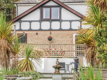 Holiday Cottages By Beaches In Devon Helpful Holidays