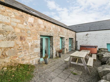Hen Stag Party Houses Uk Cottages For Hen Or Stag Party