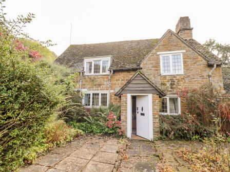 Cotswold Cottages Rent Holiday Cottages In The Cotswolds Sykes
