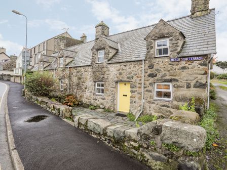 Holiday Cottages With Sea Views In Snowdonia North Wales Menai