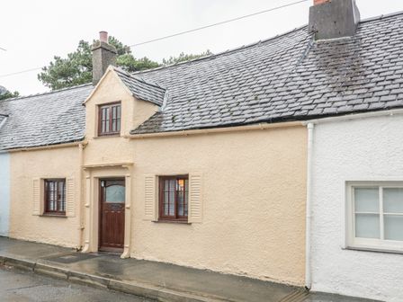 Coastal Cottages In Anglesey Rent Self Catering Holiday Homes By