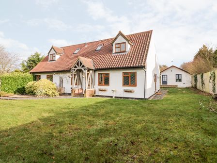 Cottages That Sleep 10 Holiday Cottage For 10 People Sykes