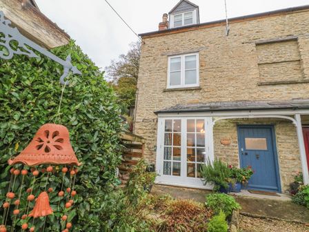 Dog Friendly Cottages In The Cotswolds Sykes Holiday Cottages