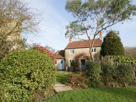 Self Catering Holiday Cottages To Rent In Marton
