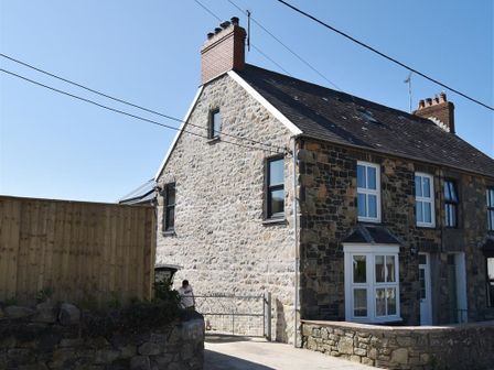 Newport Parrog Holiday Cottages Rent Self Catering Accommodation