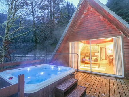 Self Catering Hot Tub Holidays Scotland Holiday Cottages Lodges
