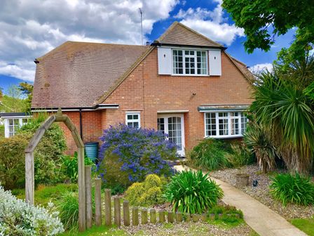 A house with a garden and pathway at Rippleway, Walberswick