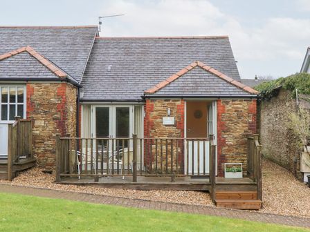 3 Keepers Cottage, Hillfield Village