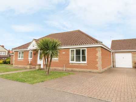 Holiday Cottages In Great Yarmouth Rent Self Catering Lodges