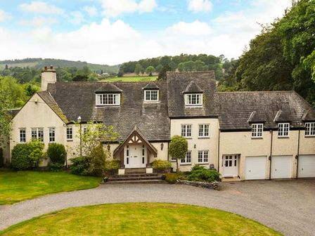 Large Holiday Cottage That Sleeps 15 20 30 People Uk Sykes