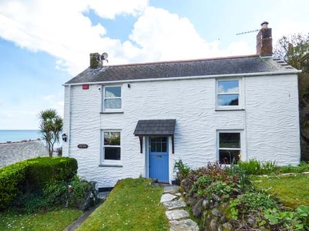 Unusual Holiday Cottages For Rent Quirky Accommodation Holiday