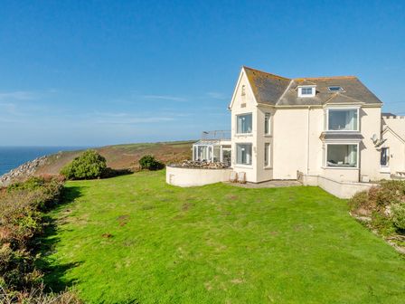A house with garden and ocean view at Carn Eve Sennen Cove near St Just