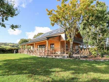 Remote Log Cabins To Rent Secluded Holiday Lodge Hire Uk Sykes