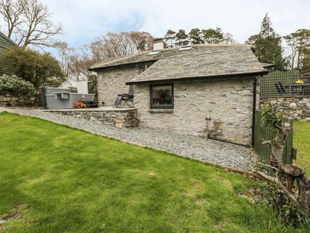 Lake District Cottages With Hot Tubs Hot Tub Holidays In