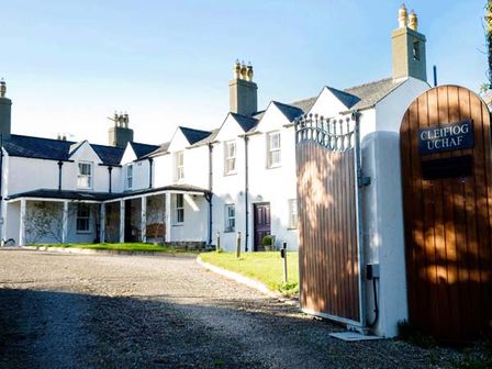 Anglesey Holiday Cottages Accommodation North Wales Menai