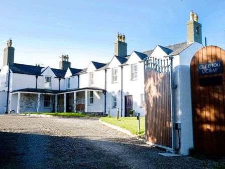 Anglesey Holiday Cottages Accommodation North Wales Menai