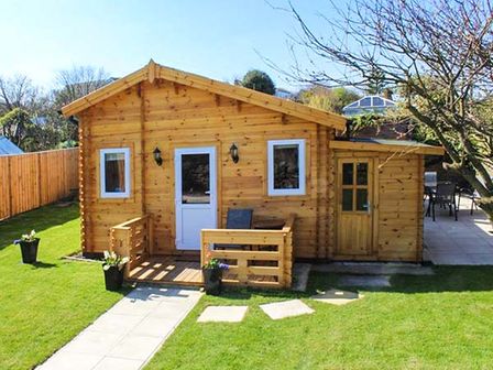 Dog Friendly Log Cabins Pet Friendly Hot Tub Lodge Holidays