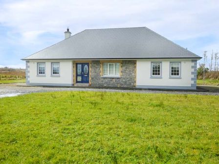 Self Catering Holiday Cottages In Gorteen County Sligo Ireland