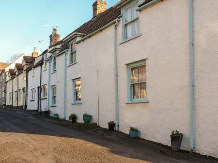 Cheddar Holiday Cottages Self Catering Places To Stay Near