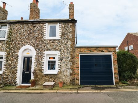 Deal Holiday Cottages Self Catering Holiday Cottages To Rent In Kent