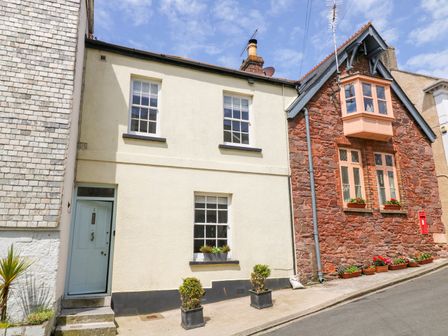 Plymouth Holiday Cottages Rent Self Catering Cottage In Plymouth