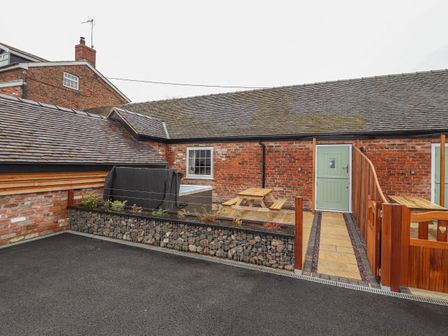 Cottages In Chester Rent Self Catering Holiday Cottages Sykes