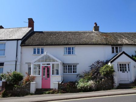 Holiday Cottages In Charmouth West Dorset