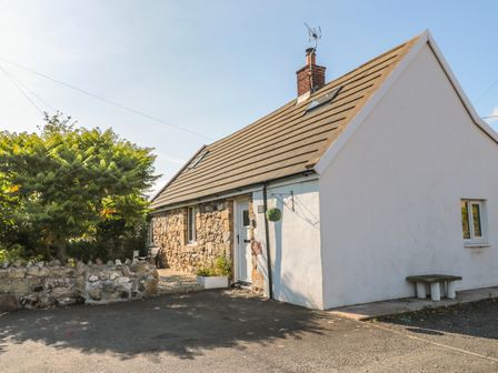 Holy Island Holiday Cottages Self Catering Accommodation On Holy
