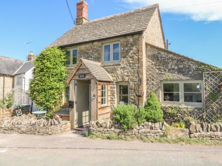 Burford Cottages Self Catering Holiday Accommodation Manor