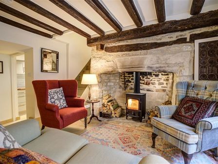 Burford Cottages Self Catering Holiday Accommodation Manor