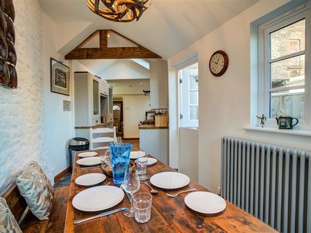 Holiday Cottages Cirencester Cirencester Accommodation Manor