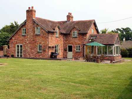 Cottages In The Cotswolds With Hot Tubs Sykes Cottages