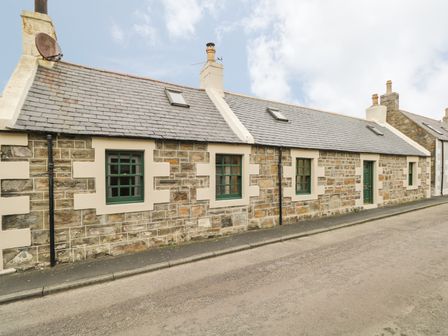 Cullen Holiday Cottages Self Catering Cullen Accommodation Lets