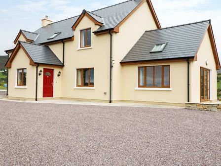 County Cork Ireland Holiday Cottages Rent Self Catering Sykes