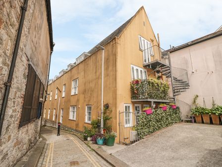 Plymouth Holiday Cottages Rent Self Catering Cottage In Plymouth