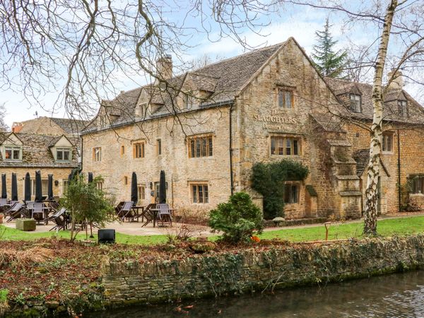 Joiner S Cottage Bourton On The Water Upper Slaughter Self