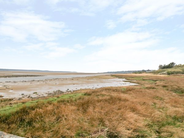 1 Beach Cottages Pen Lon Malltraeth Self Catering Holiday