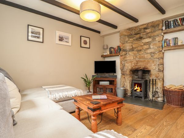 Oyster Cottage Porthleven Penrose Hill Cornwall Self