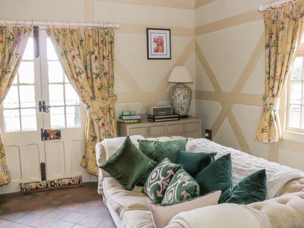 Swiss Cottage Mohill County Leitrim Mohill Self Catering