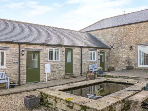 The Byre Thirsk Dialstone Fm Self Catering Holiday Cottage