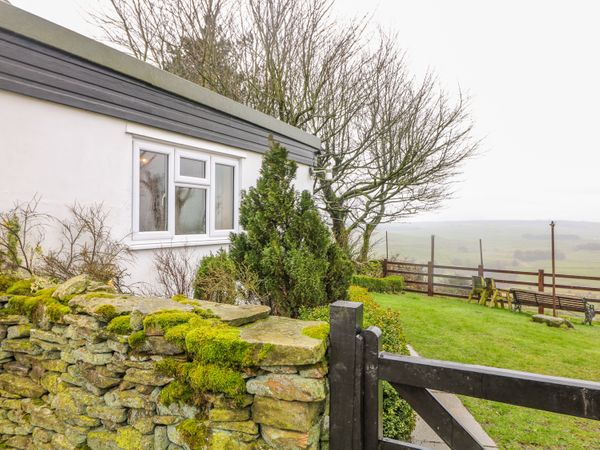 Bretton Mount Studio Flat Eyam Abney Grange Peak District