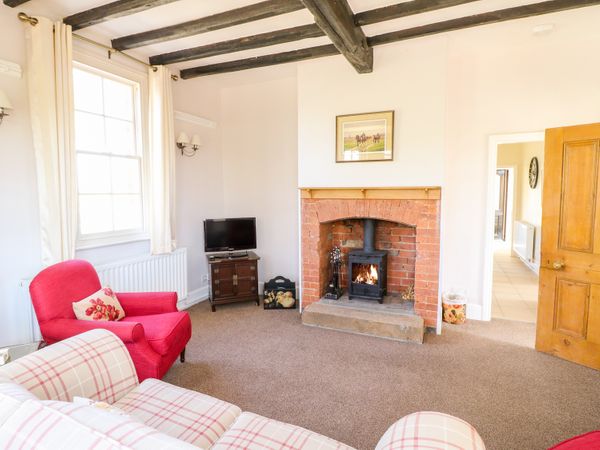 South Lodge Longford Hall Farm Holiday Cottages Ashbourne